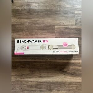 Beachwaver S1.25 Ceramic Rotating Curling Iron - White